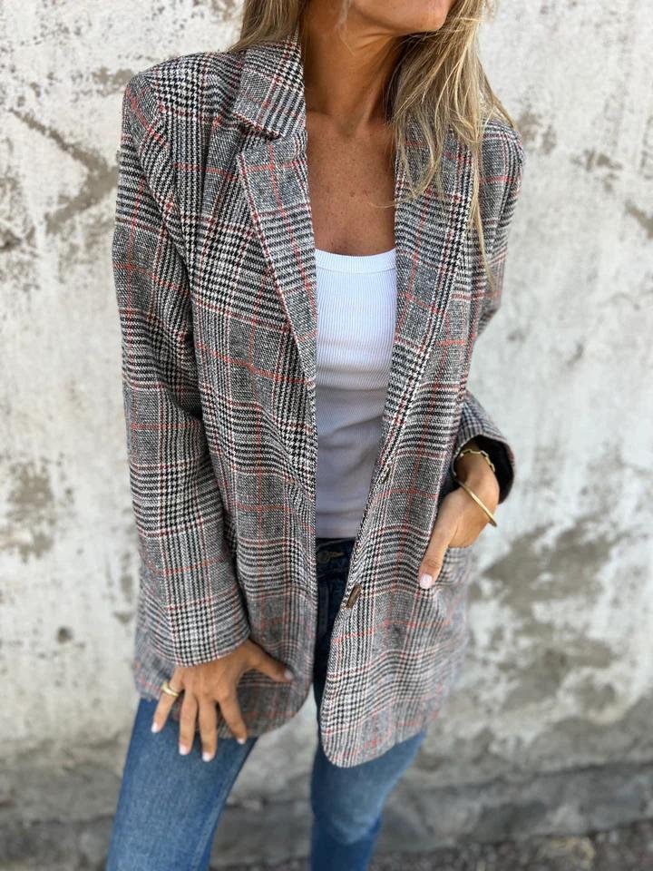 Blazer Donna a Quadri | Silhouette Classica ed Elegante 5
