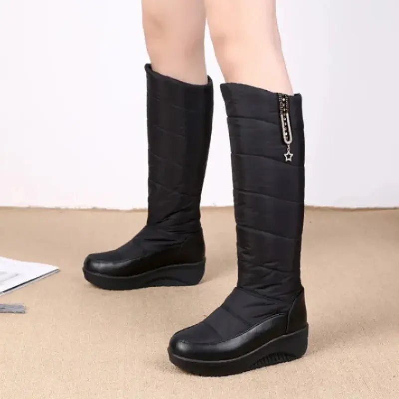 High-Top Winter Boots for Women – Warm &amp; Stylish Comfort