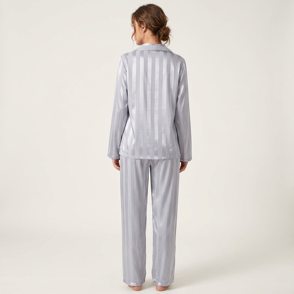 Dames Satijnen Pyjama Set – Gestreept Design met Zijdezachte Afwerking Beige / S - AIDA LENA
