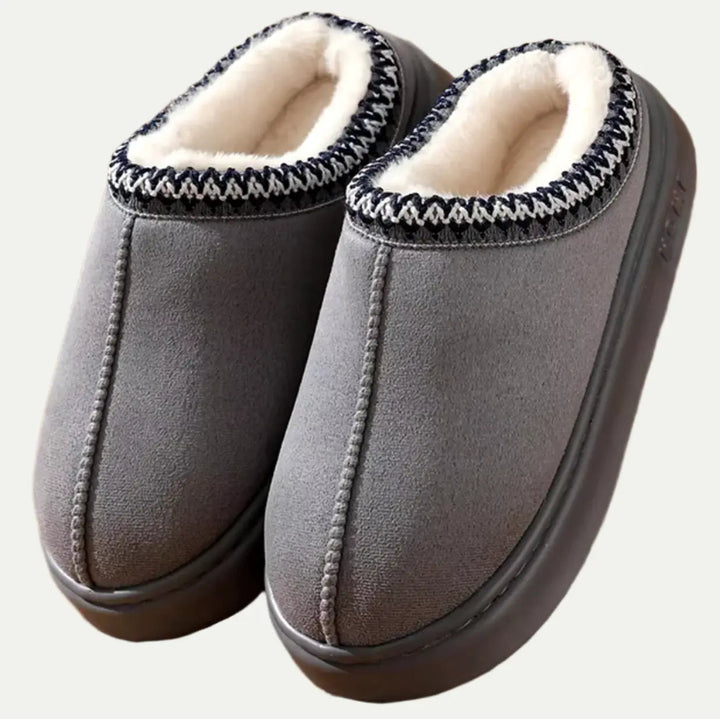 Sheepskin Slippers for Women – Cozy &amp; Elegant Comfort