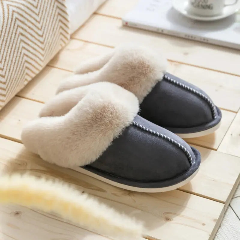 Thick Sole Velvet Slippers for Men and Women – Cozy &amp; Non-Slip Comfort