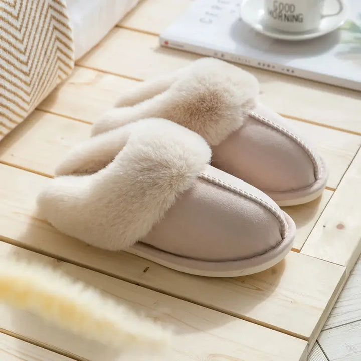 Thick Sole Velvet Slippers for Men and Women – Cozy &amp; Non-Slip Comfort