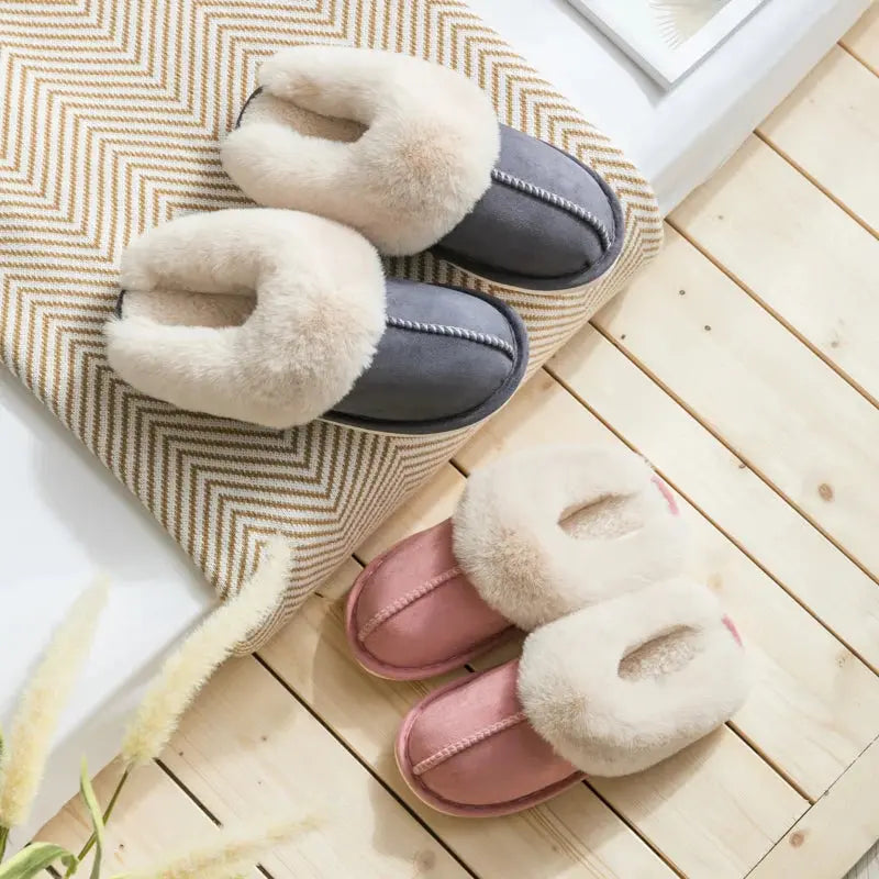 Thick Sole Velvet Slippers for Men and Women – Cozy &amp; Non-Slip Comfort