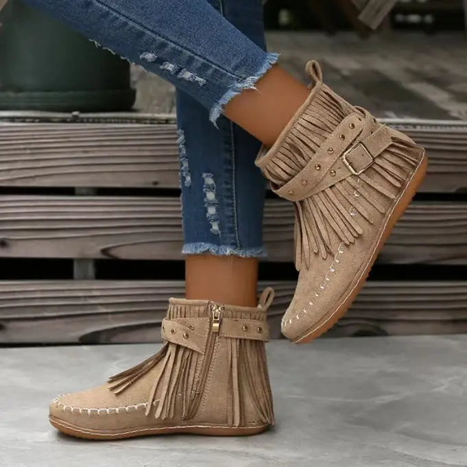 Round Toe Winter Boots for Women – Stylish &amp; Comfortable