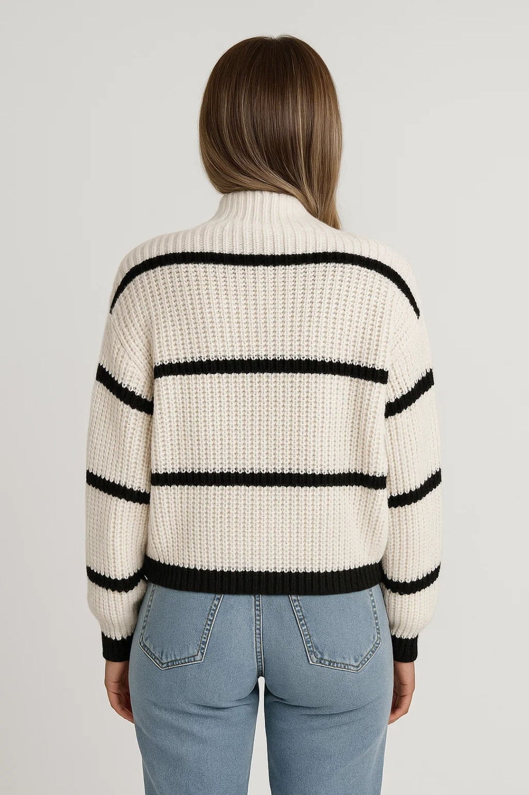 Charlie - Women's Relaxed Jumper with Collar and Roll Neck - photo 3