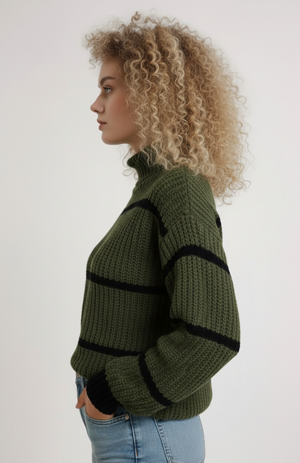 Charlie - Women's Relaxed Jumper with Collar and Roll Neck - photo 4