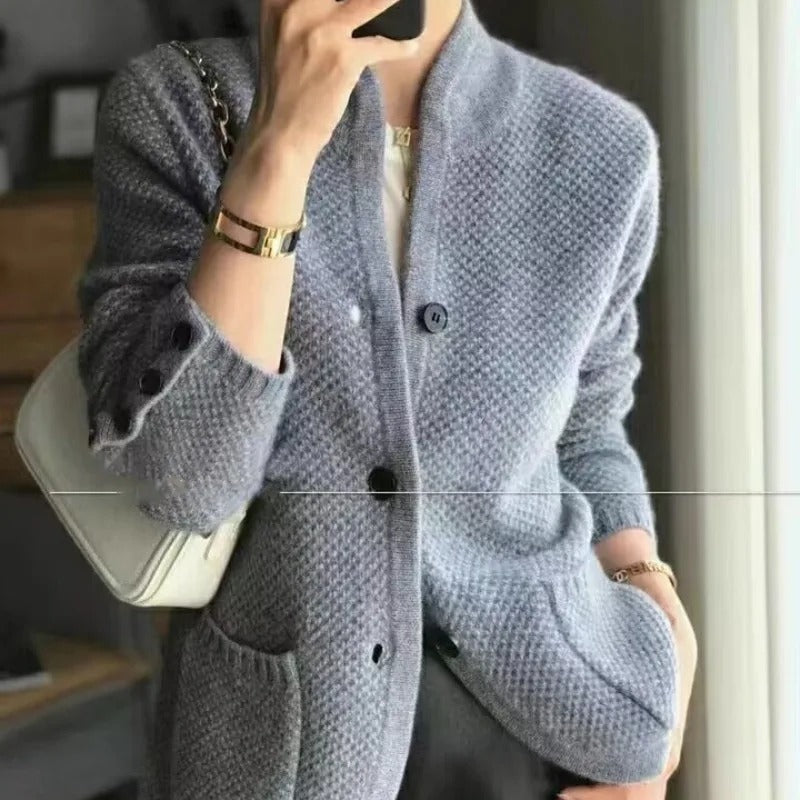 Cardigan Donna Collo Alto | Caldo e Avvolgente 3